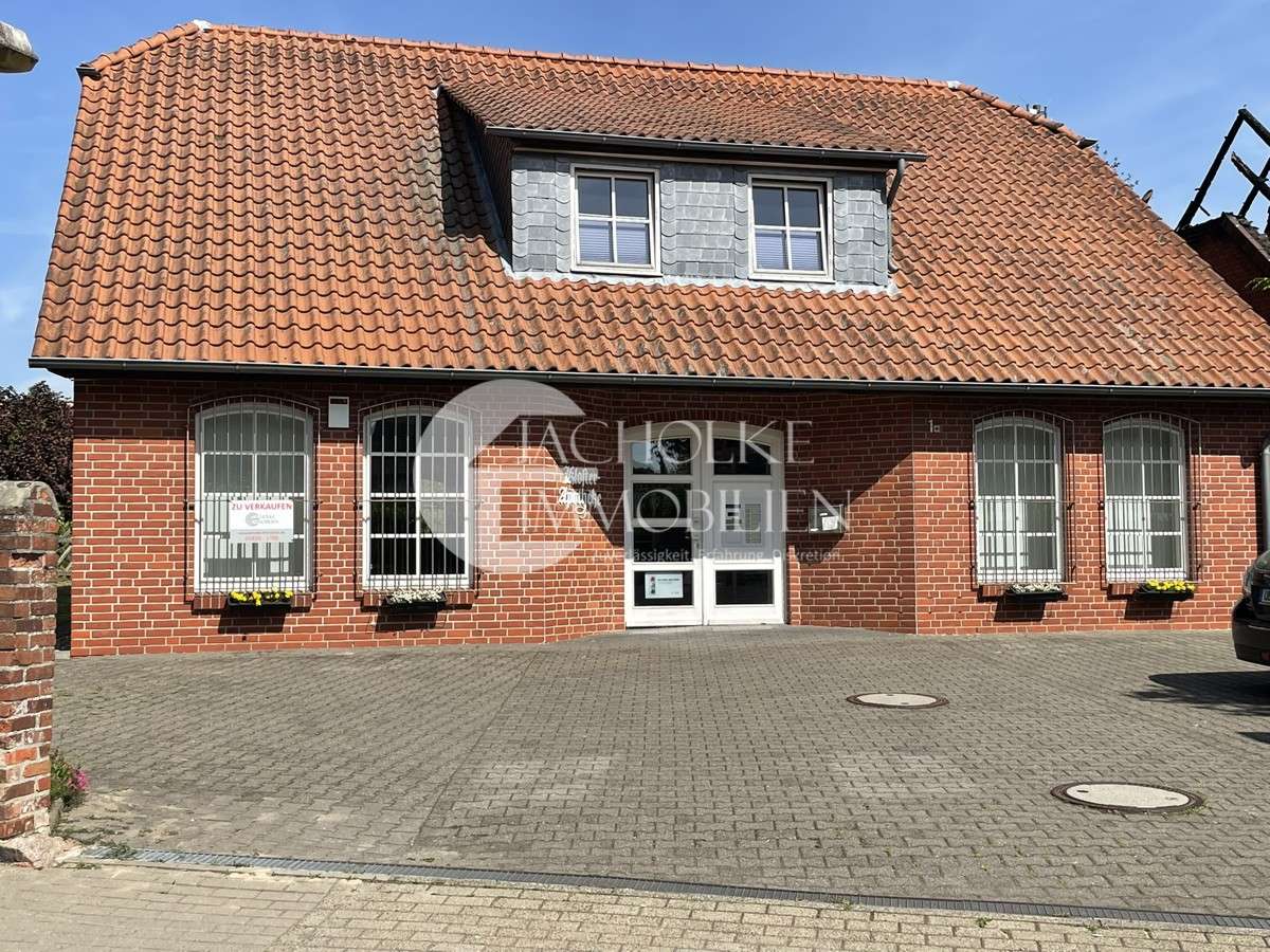 2 bedrooms Building in Uelzen, Germany No. 70694