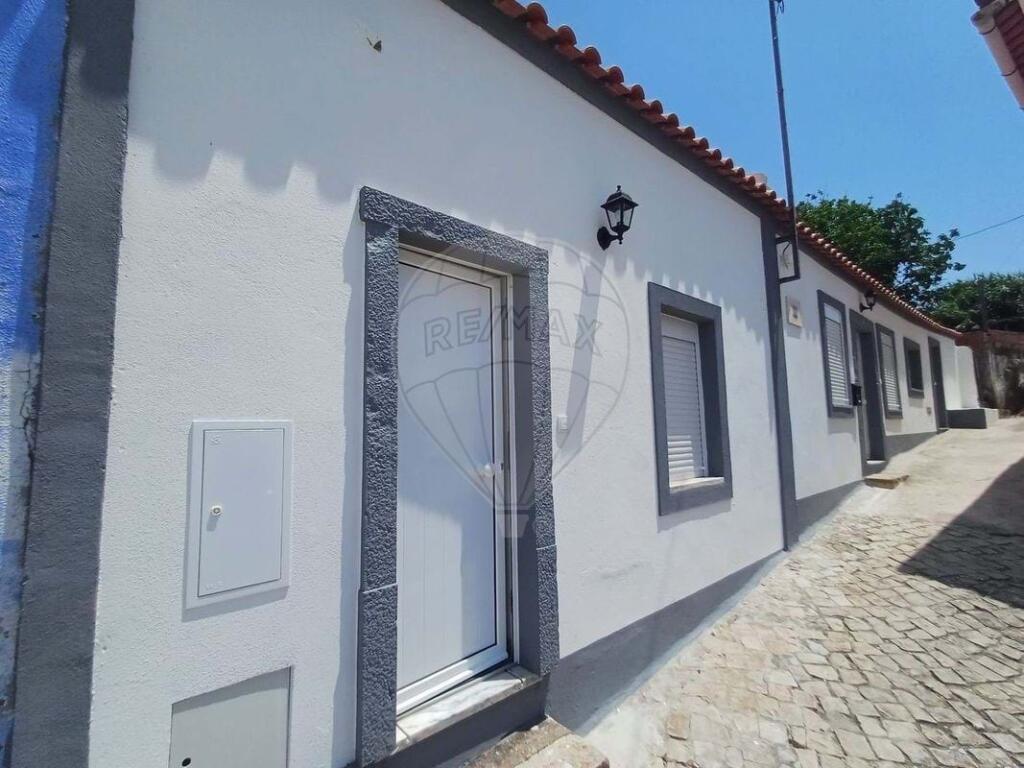 2 bedrooms Villa in Torres Vedras, Portugal No. 231738