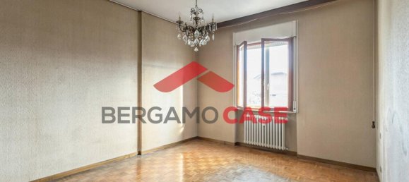 2 rooms Apartment in Curno, Italy No. 37471 6