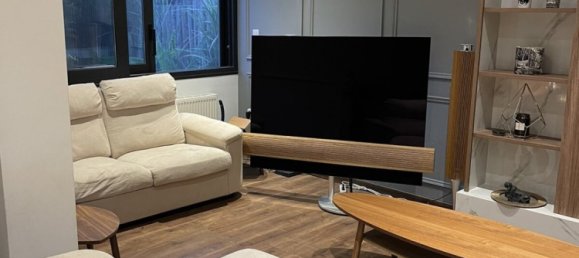 300m² Commercial property in Athens, Greece No. 3539 4