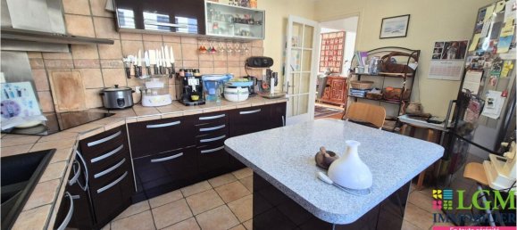 3 bedrooms House in Creteil, France No. 336415 3