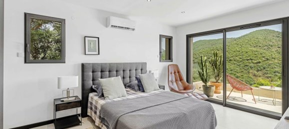 4 bedrooms Villa in La Londe-les-Maures, France No. 303947 9