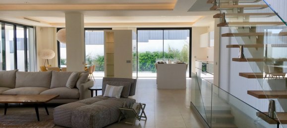 Вилла с 6 спальнями в Марбелья, Испания № 5740 3