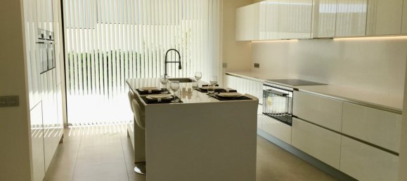 Вилла с 6 спальнями в Марбелья, Испания № 5740 17