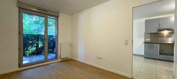 1 bedroom Apartment in Cachan, France No. 176529 3