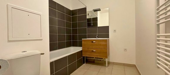 1 bedroom Apartment in Cachan, France No. 176529 17