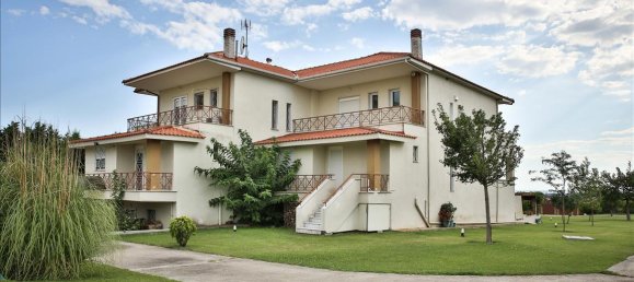 7 bedrooms Villa in Epanomi, Greece No. 6655 18