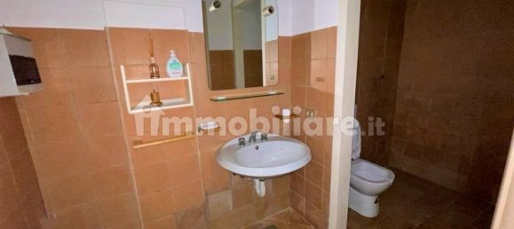 Escritório de 5 divisões em Tortona, Italy N.º 68142 16