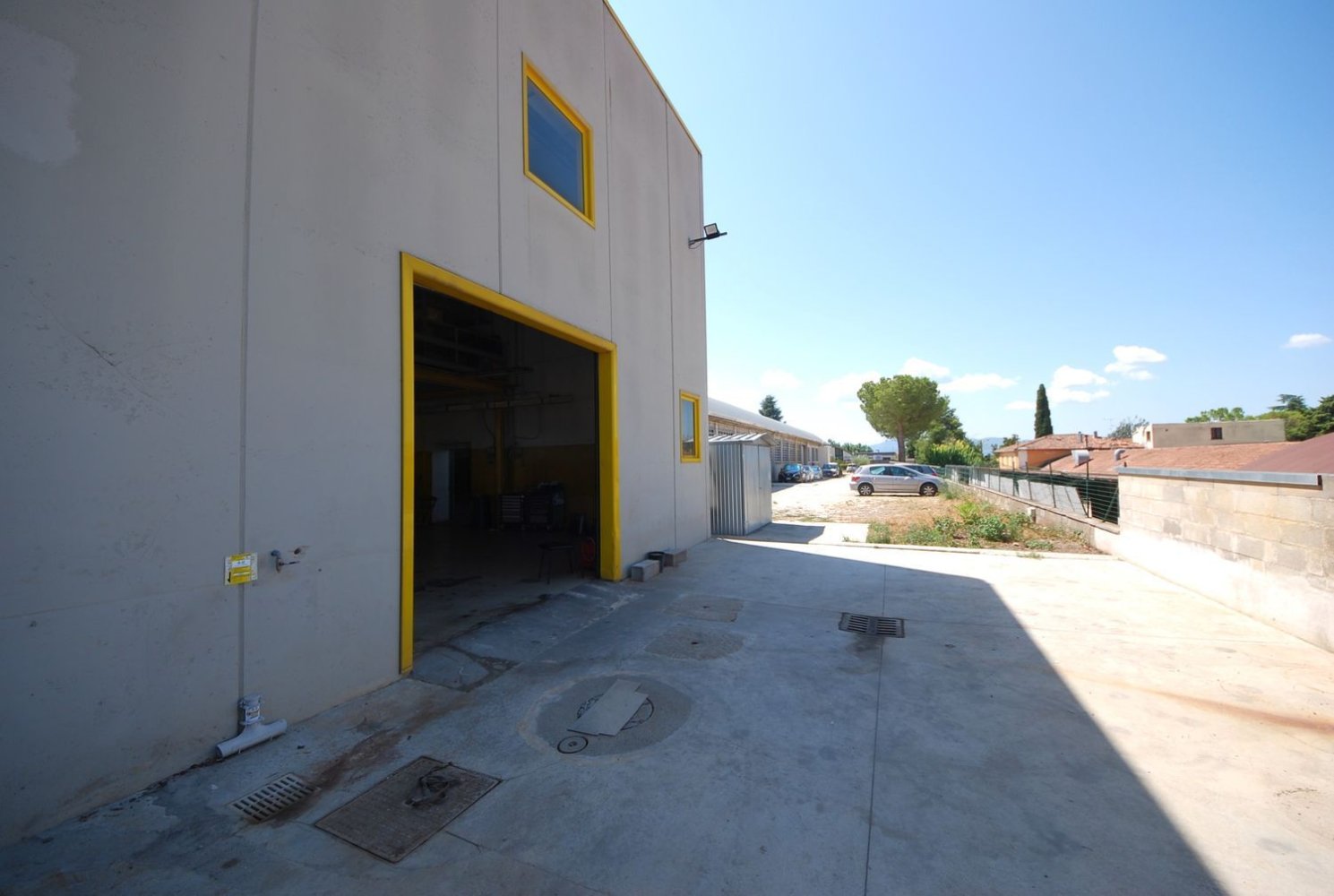 Lagerhaus in Campello sul Clitunno, Italy 520m², Nr. 66019