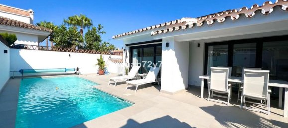2 bedrooms Villa in Estepona, Spain No. 186077 13