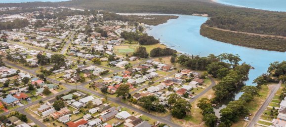 4 bedrooms House in Sussex Inlet, Australia No. 722 6
