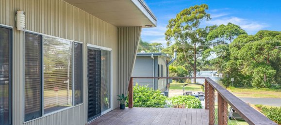 4 bedrooms House in Sussex Inlet, Australia No. 722 7