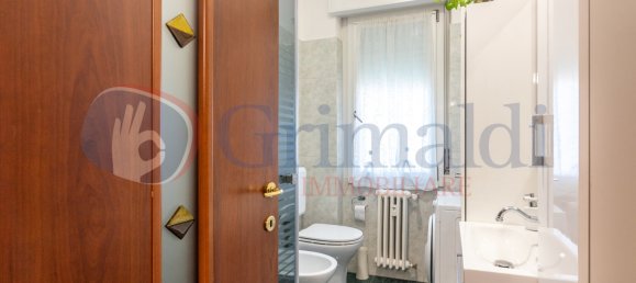 3 rooms Apartment in Milan, Italy No. 248134 14