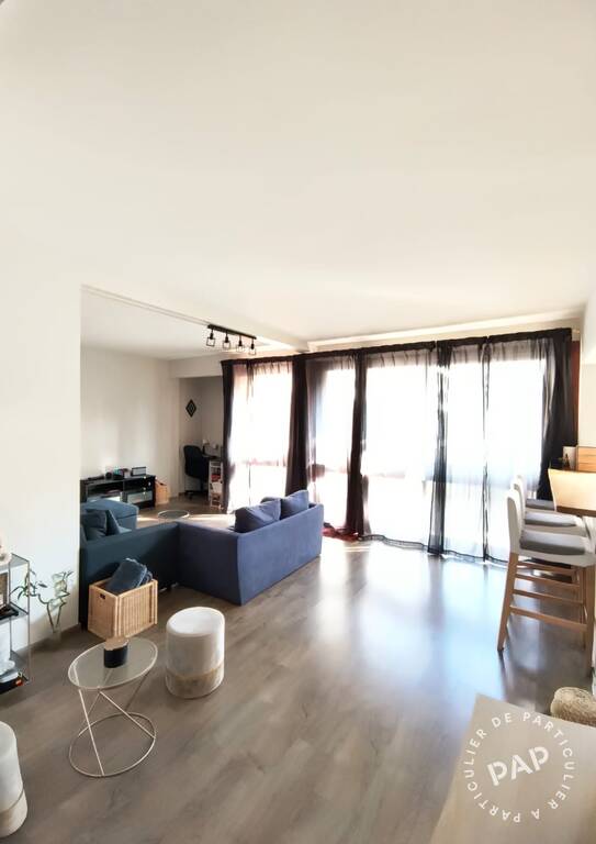 2 bedrooms Apartment in La Celle-Saint-Cloud, France No. 328173