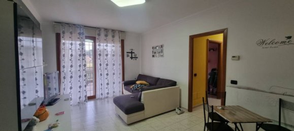 3 bedrooms Apartment in Pomezia, Italy No. 171457 8
