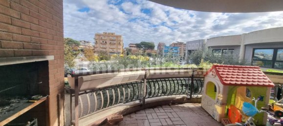 3 bedrooms Apartment in Pomezia, Italy No. 171457 2