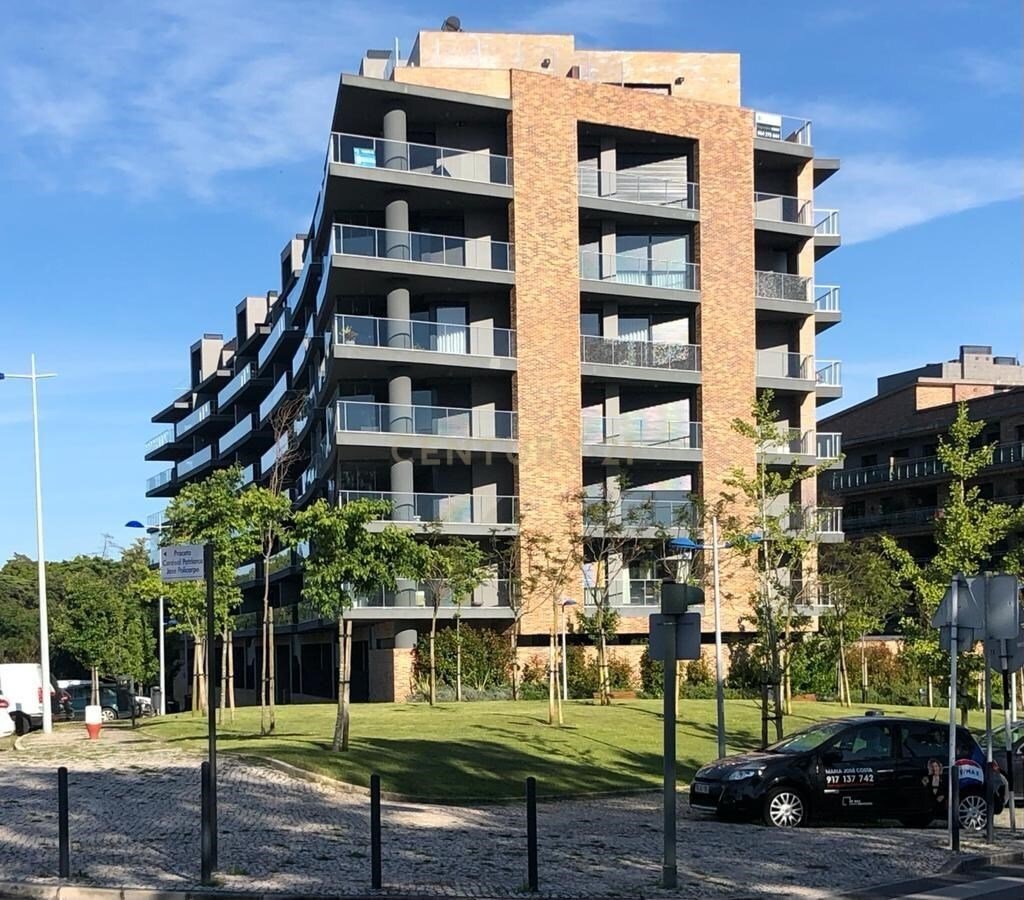 4 غرف نوم منزل ذو طابقين في Loures, Portugal رقم 121842