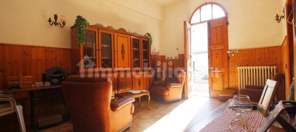 2 bedrooms Apartment in Vinci, Italy No. 137470 10