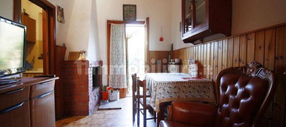 2 bedrooms Apartment in Vinci, Italy No. 137470 11
