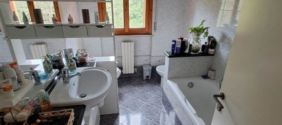 6 bedrooms Apartment in Castelplanio, Italy No. 378033 8