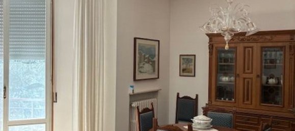 4 Schlafzimmer Wohnung in Reggio Emilia, Italy, Nr. 341757 2