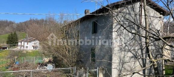 3 bedrooms House in Zocca, Italy No. 12665 4