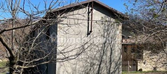 3 bedrooms House in Zocca, Italy No. 12665 3