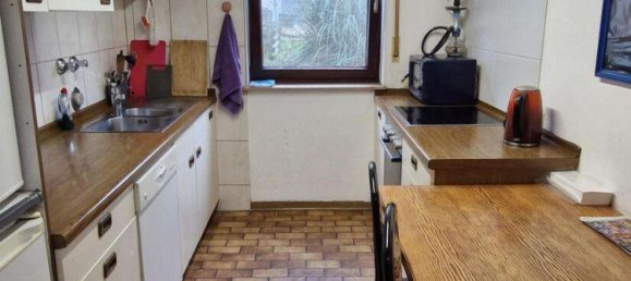 Studio in Goppingen, Germany No. 5107 5