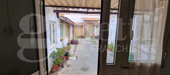 3 rooms House in Monserrato, Italy No. 40180 5
