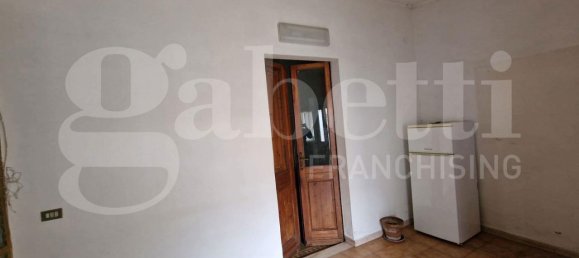 3 rooms House in Monserrato, Italy No. 40180 6