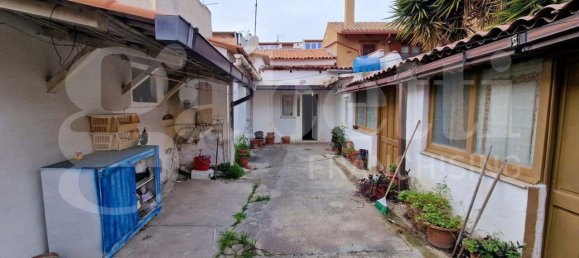 3 rooms House in Monserrato, Italy No. 40180 2