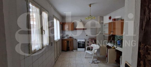 3 rooms House in Monserrato, Italy No. 40180 3