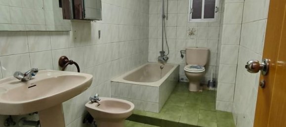 4 bedrooms Apartment in Zaragoza, Spain No. 191500 17