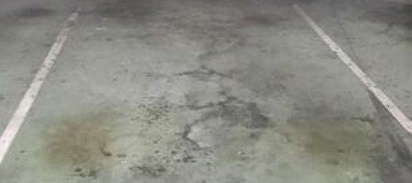  Garage in Zaragoza, Spain No. 183049 2