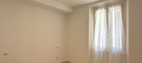 2 rooms Apartment in Milan, Italy No. 314177 4