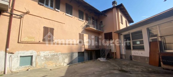 180m² Warehouse in Guarene, Italy No. 166265 4