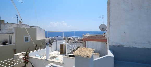 5 rooms House in Gallipoli, Italy No. 228193 7