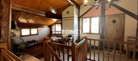 Casa de 3 dormitorios en Les Allues, France No. 204536 3