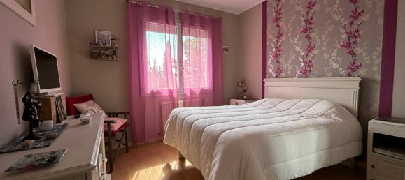 4 bedrooms House in Niort, France No. 357427 6