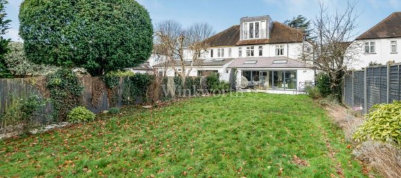 5 bedrooms House in Beckenham, United Kingdom No. 3488 11