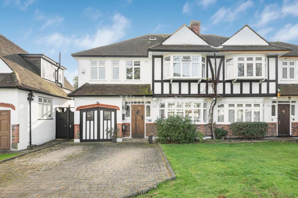 5 bedrooms House in Beckenham, United Kingdom No. 3488