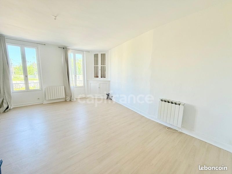 Квартира с 2 спальнями в Понтуаз, Франция № 291273