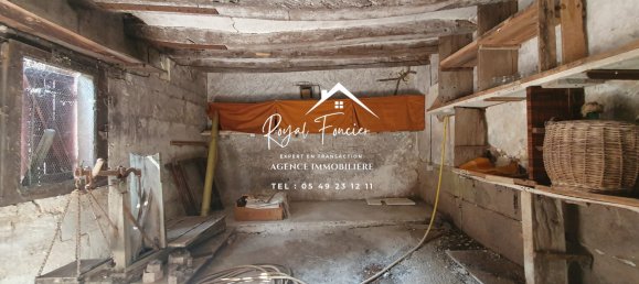 Casa de 3 dormitorios en Saint-Flovier, France No. 89731 17