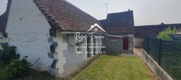 Casa de 3 dormitorios en Saint-Flovier, France No. 89731 12