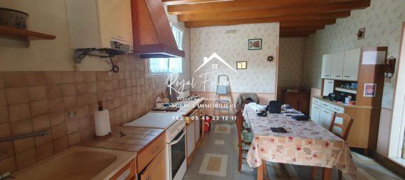 Casa de 3 dormitorios en Saint-Flovier, France No. 89731 3