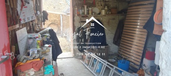 Casa de 3 dormitorios en Saint-Flovier, France No. 89731 16