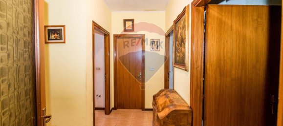 Квартира с 7 комнатами в Пескара, Италия № 130057 25