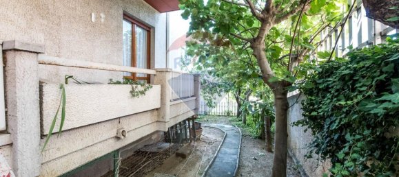 Квартира с 7 комнатами в Пескара, Италия № 130057 26