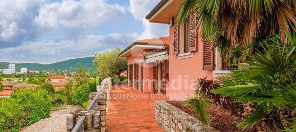 10 bedrooms Villa in Brescia, Italy No. 365376 27