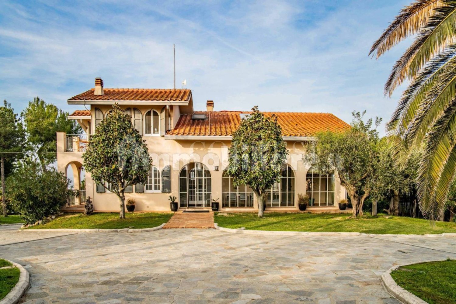 6 bedrooms Villa in Ostra, Italy No. 266872